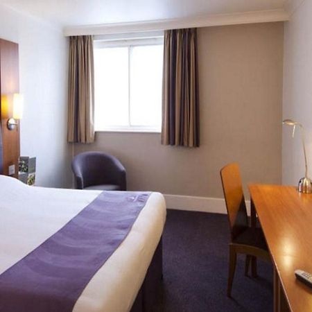 Premier Inn Stoke-On-Trent Stoke-on-Trent Exterior foto