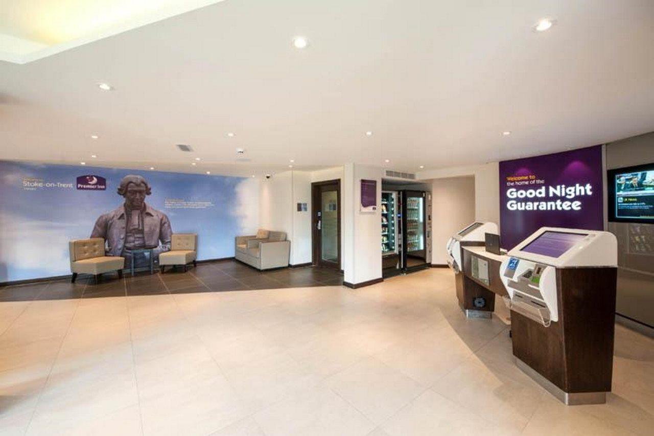 Premier Inn Stoke-On-Trent Stoke-on-Trent Exterior foto